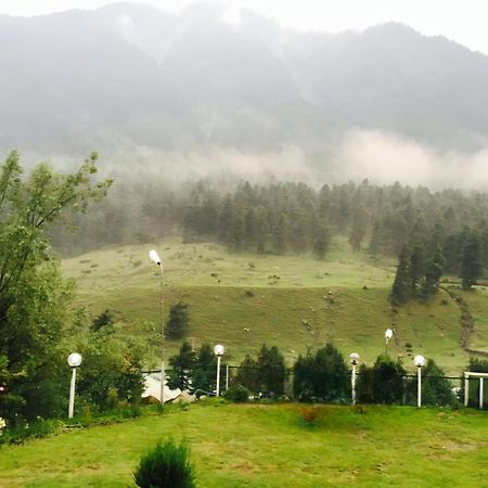 The Pinus Resort Pahalgam Luaran gambar